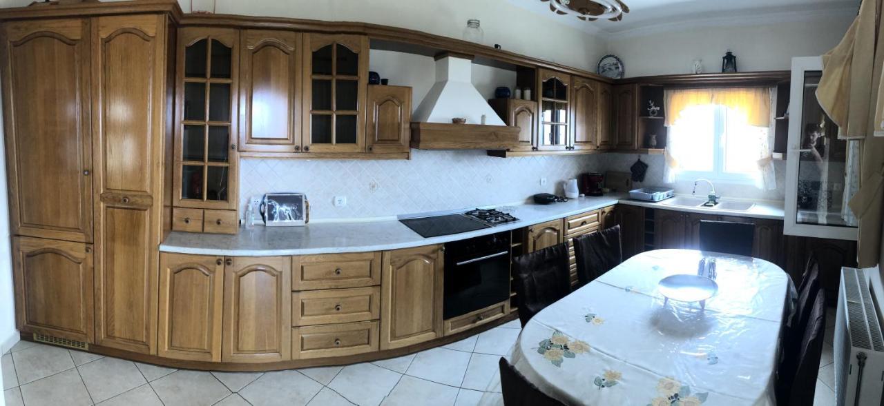 Mariza'S View House Apartment Lakones Bagian luar foto