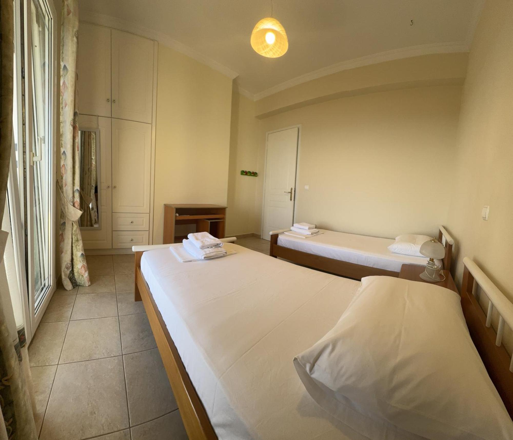 Mariza'S View House Apartment Lakones Bagian luar foto
