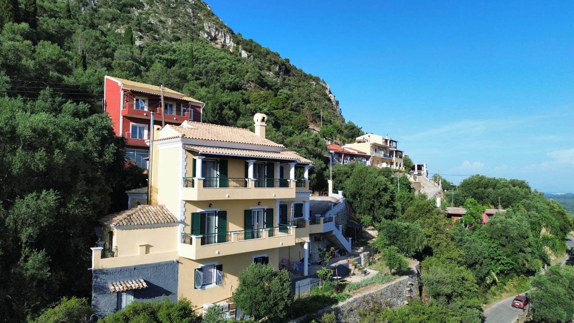 Mariza'S View House Apartment Lakones Bagian luar foto